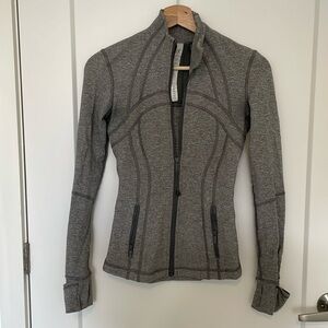 Define jacket in grey multi